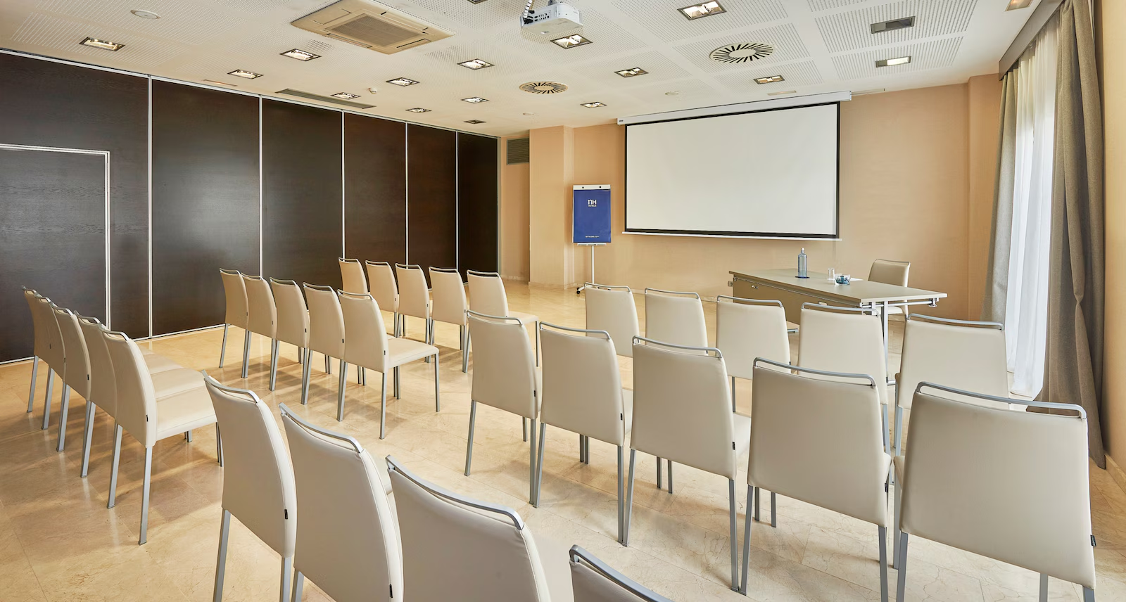 Instalaciones del Hotel NH Alicante